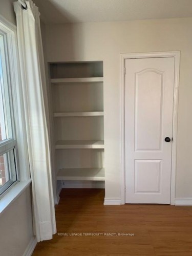 Main-5 Compton Drive, Toronto, ON - Indoor Photo Showing Other Room