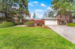 14 Echo Valley Ridge  Toronto, ON M9B 2B3