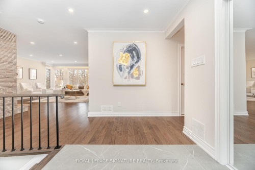 14 Echo Valley Ridge, Toronto, ON - Indoor Photo Showing Other Room