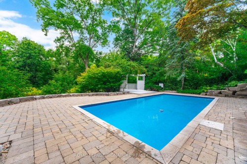 14 Echo Valley Ridge, Toronto, ON - Outdoor With In Ground Pool With Backyard