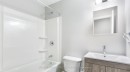 4-646 Lansdowne Avenue, Toronto, ON  - Indoor Photo Showing Bathroom 