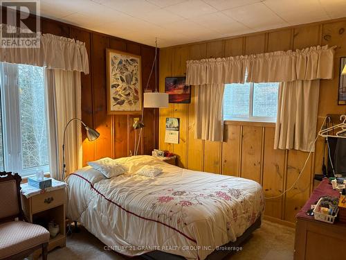 198 Gaebel Road, Bancroft (Bancroft Ward), ON - Indoor Photo Showing Bedroom