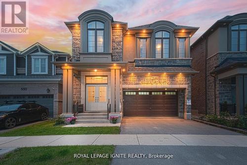 546 Kennedy Circle W, Milton, ON - Outdoor With Facade