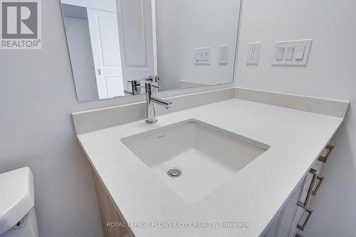 1808 - 3240 William Coltson Avenue E, Oakville, ON - Indoor Photo Showing Bathroom