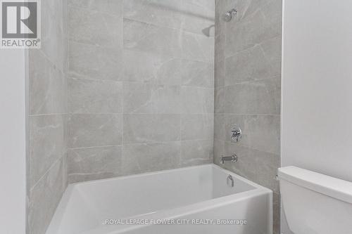 1808 - 3240 William Coltson Avenue E, Oakville, ON - Indoor Photo Showing Bathroom