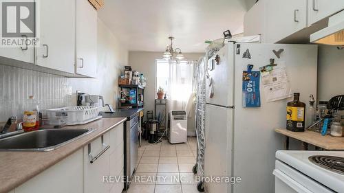 809 - 752 Kipps Lane, London East (East A), ON - Indoor Photo Showing Kitchen