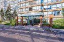 811-1276 Maple Crossing Boulevard, Burlington, ON  - Outdoor 