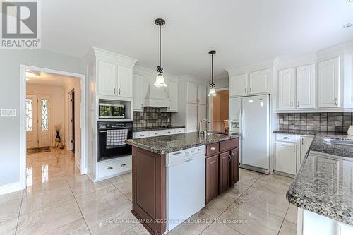 2 Mills Circle, Springwater, ON - Indoor Photo Showing Kitchen