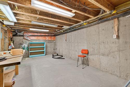13-1800 Parkview Crescent, Kelowna, BC - Indoor Photo Showing Basement