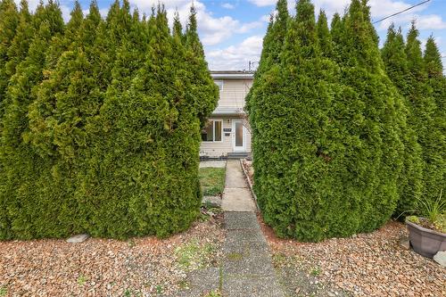 3909 25Th Street, Vernon, BC - Outdoor