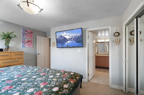 228-2245 James White Blvd, Sidney, BC - Indoor Photo Showing Bedroom