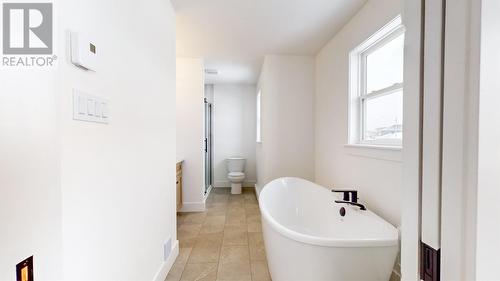 11 Dragonfly Place, St. John'S, NL - Indoor Photo Showing Bathroom