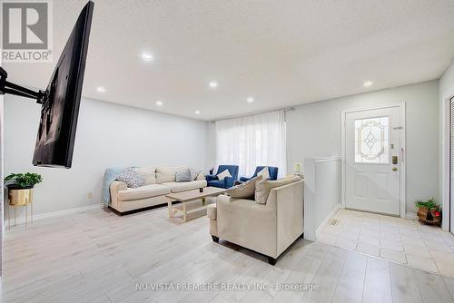 374 Homestead Court, London North (North F), ON - Indoor