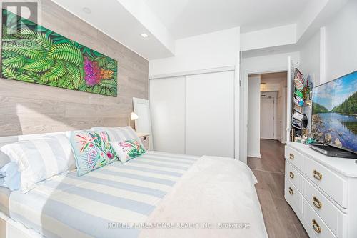 1206 - 55 Oneida Crescent, Richmond Hill, ON - Indoor Photo Showing Bedroom