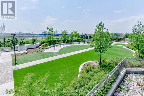 1206 - 55 Oneida Crescent, Richmond Hill, ON - Outdoor With View