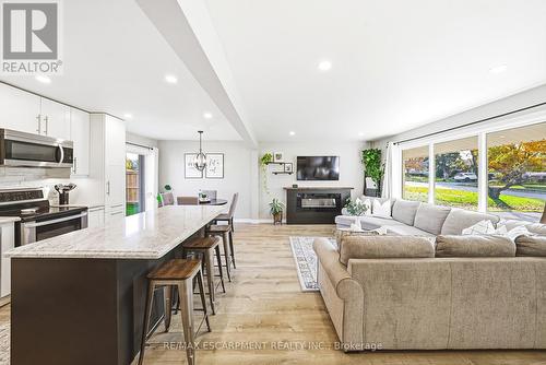 4117 Hixon Street, Lincoln, ON - Indoor With Fireplace