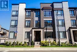 41 STEAMBOAT WAY  Whitby, ON L1N 0M6