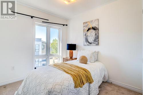 41 Steamboat Way, Whitby, ON - Indoor Photo Showing Bedroom