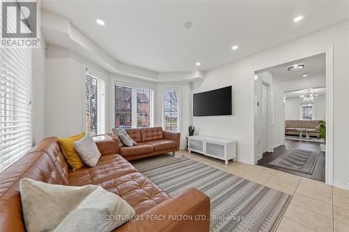 13 Marriner Crescent, Ajax, ON - Indoor Photo Showing Living Room