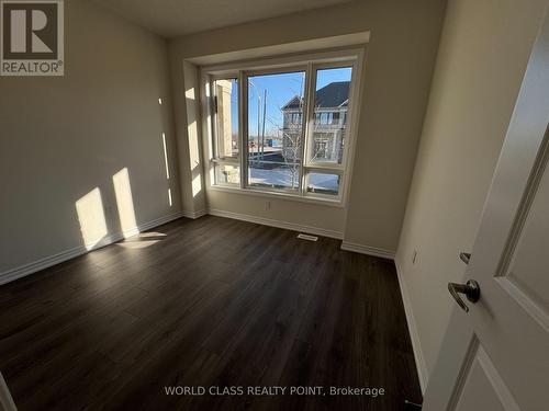 168 Alcorn Drive, Kawartha Lakes, ON - Indoor Photo Showing Other Room