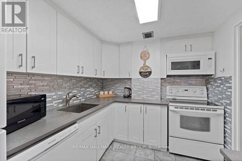 350 - 505 St Laurent Boulevard, Ottawa, ON - Indoor Photo Showing Kitchen