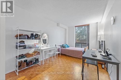 350 - 505 St Laurent Boulevard, Ottawa, ON - Indoor Photo Showing Office