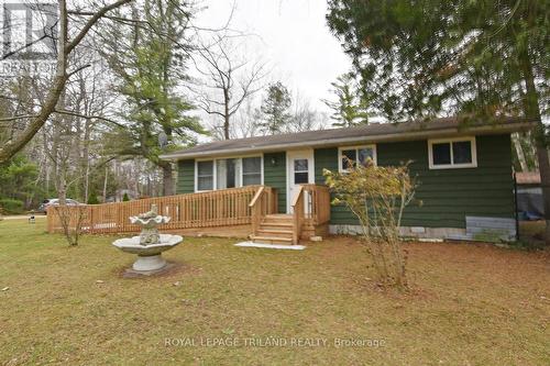 9599 PLEASANT ROAD  Lambton Shores (Kettle Point), ON N0N 1J1