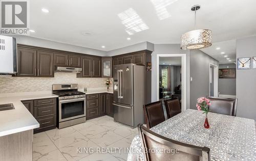 161 Tiller Trail, Brampton, ON - Indoor Photo Showing Kitchen With Stainless Steel Kitchen With Double Sink With Upgraded Kitchen