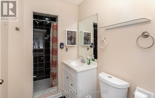 161 Tiller Trail, Brampton, ON - Indoor Photo Showing Bathroom