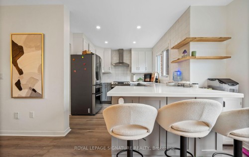 2320 Strawfield Court, Oakville, ON - Indoor