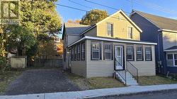 136 Biggings AVE  Sault Ste. Marie, ON P6A 3T9