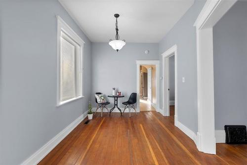 694 Aberdeen Avenue, Winnipeg, MB - Indoor