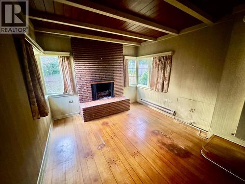 753 Keith Road, West Vancouver, BC - Indoor With Fireplace