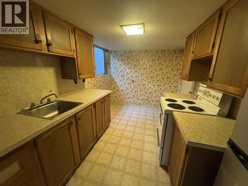 753 Keith Road, West Vancouver, BC - Indoor Photo Showing Kitchen