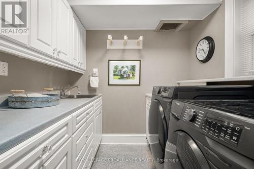 25 Prinyers Cove Crescent, Prince Edward County (North Marysburg Ward), ON - Indoor Photo Showing Laundry Room