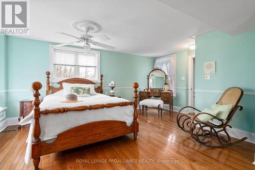 25 Prinyers Cove Crescent, Prince Edward County (North Marysburg Ward), ON - Indoor Photo Showing Bedroom