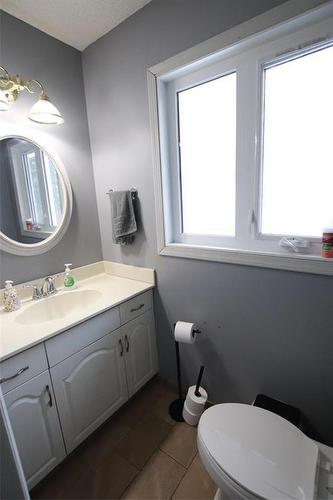 2 Pce Ensuite to Primary Bedroom - 77 Guymer Crescent, The Pas, MB - Indoor Photo Showing Bathroom