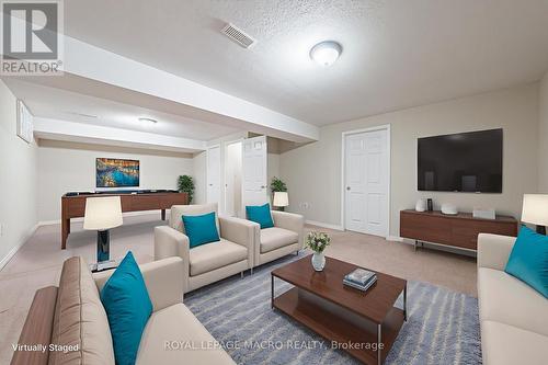 3 - 163 Livingston Avenue, Grimsby, ON - Indoor Photo Showing Living Room