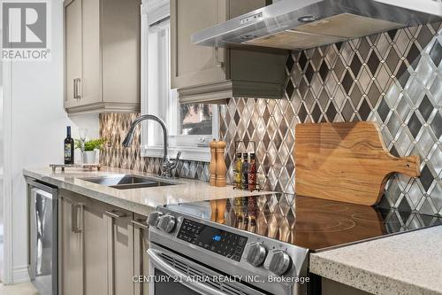 3837 Densbury Drive, Mississauga, ON - Indoor Photo Showing Kitchen With Double Sink With Upgraded Kitchen