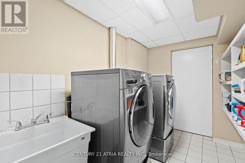 3837 Densbury Drive, Mississauga, ON - Indoor Photo Showing Laundry Room