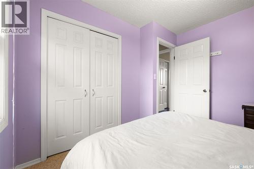 122 Groome Avenue, Regina, SK - Indoor Photo Showing Bedroom