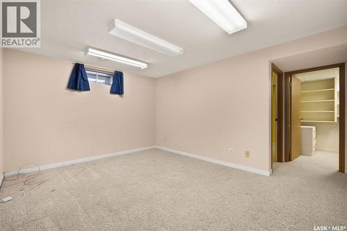 122 Groome Avenue, Regina, SK - Indoor