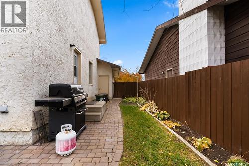 122 Groome Avenue, Regina, SK - Outdoor With Exterior