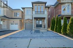 72 KILLINGTON AVENUE  Vaughan, ON L4H 3Z4