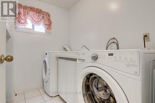3586 Italia Crescent, Mississauga, ON - Indoor Photo Showing Laundry Room