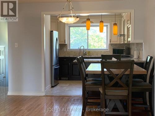 135 Corinthian Boulevard, Toronto, ON - Indoor Photo Showing Dining Room