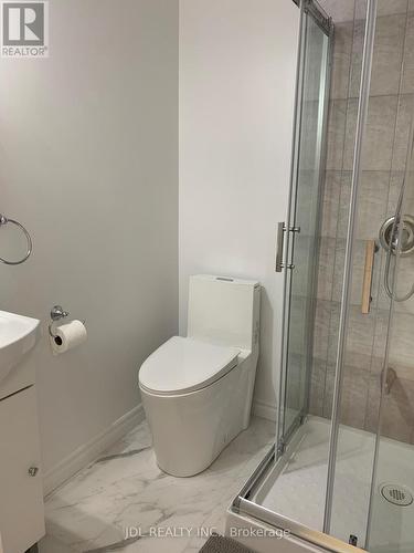 135 Corinthian Boulevard, Toronto, ON - Indoor Photo Showing Bathroom