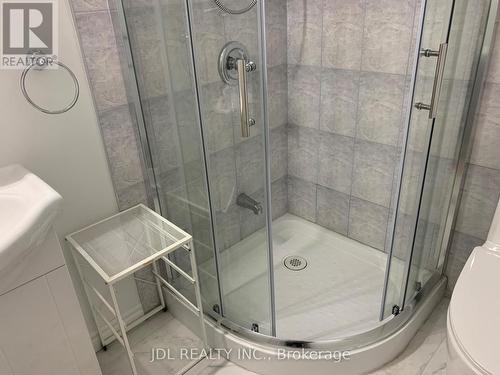 135 Corinthian Boulevard, Toronto, ON - Indoor Photo Showing Bathroom