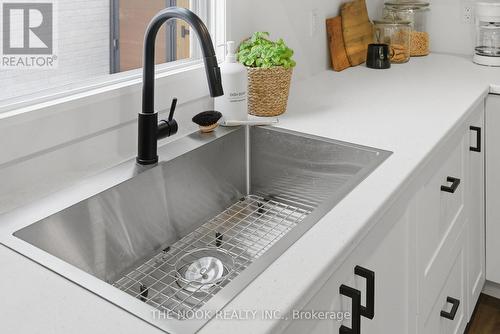 135 Admiral Road, Ajax (South East), ON - Indoor Photo Showing Kitchen