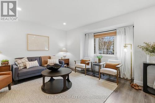 135 Admiral Road, Ajax (South East), ON - Indoor Photo Showing Living Room